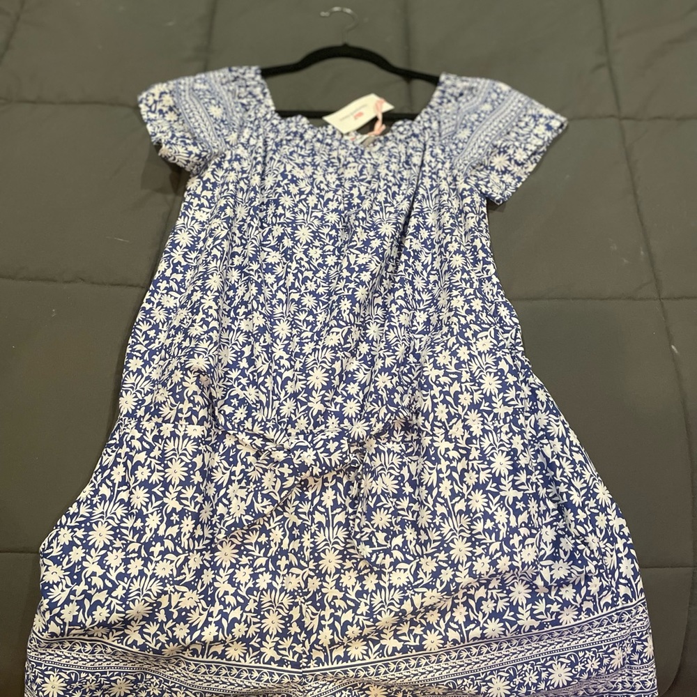 Beautiful jumper perfect for summer and the beach.